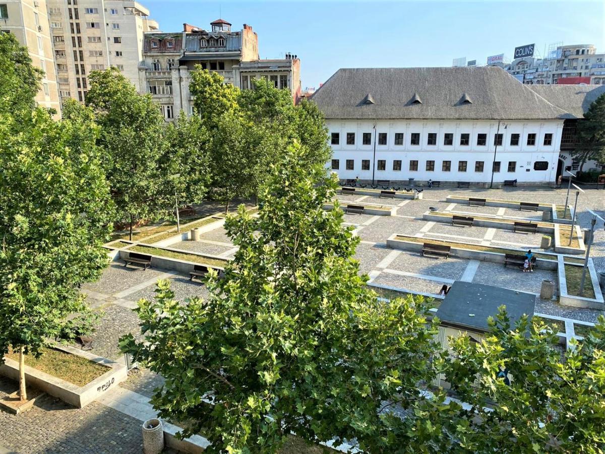 Central Old Town Studio Bukarest Exteriör bild