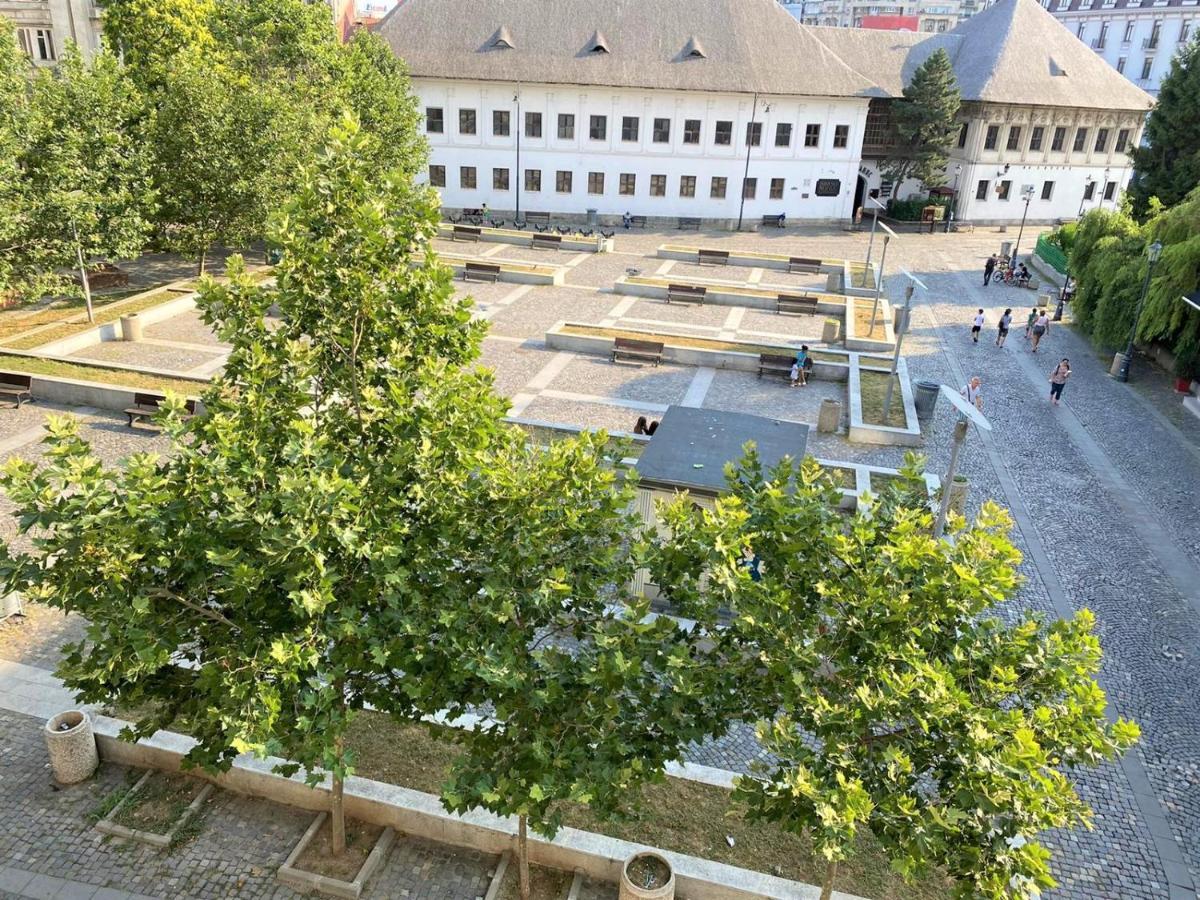Central Old Town Studio Bukarest Exteriör bild